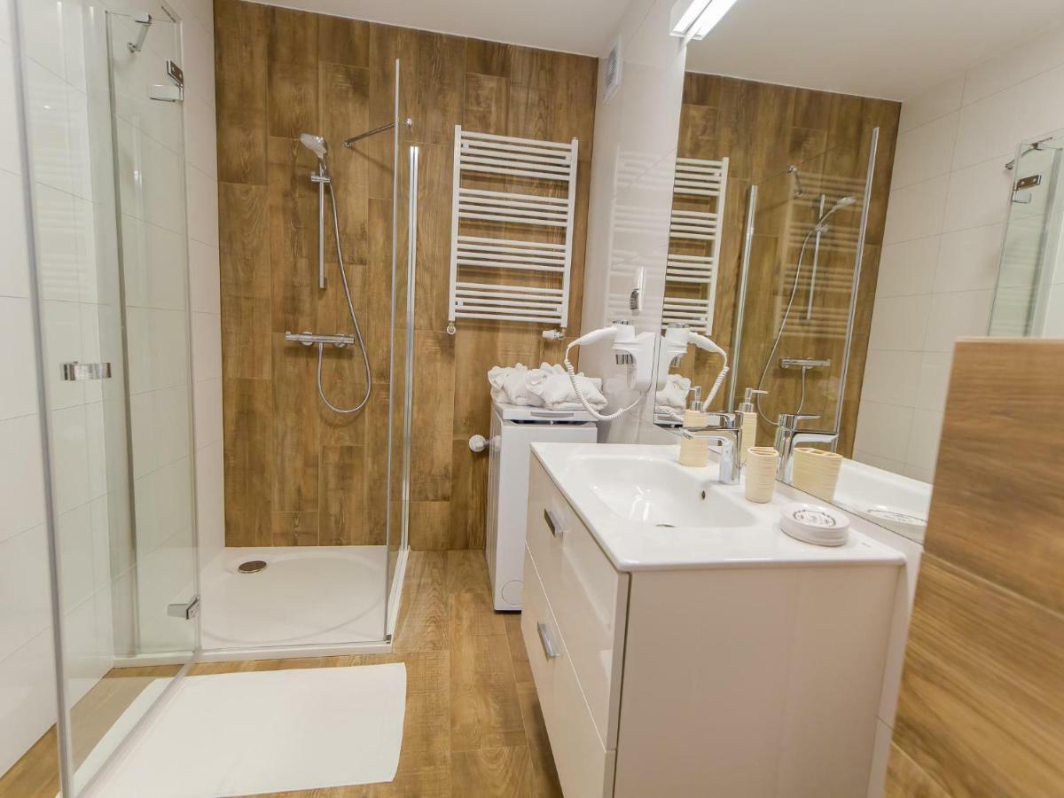 Lux Apartment Kolobrzeg Polanki Park Esterno foto